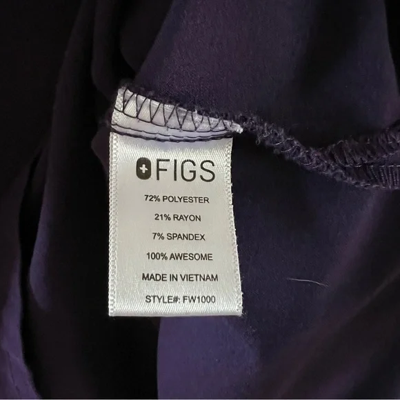 Figs Scrub Set in Deep Purple - Picture 4 of 9